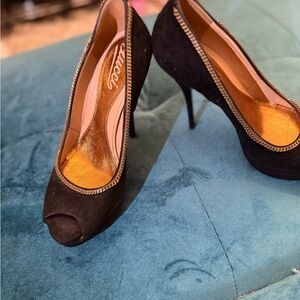 Gucci Black Peep Toe Heels